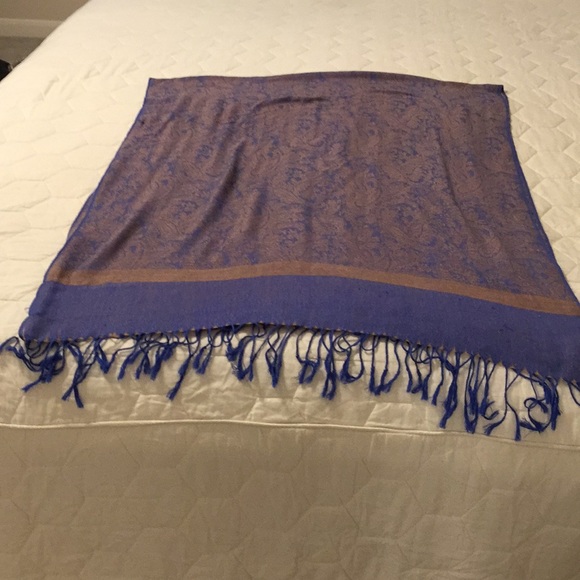 Scarf/shawl - Picture 2 of 4